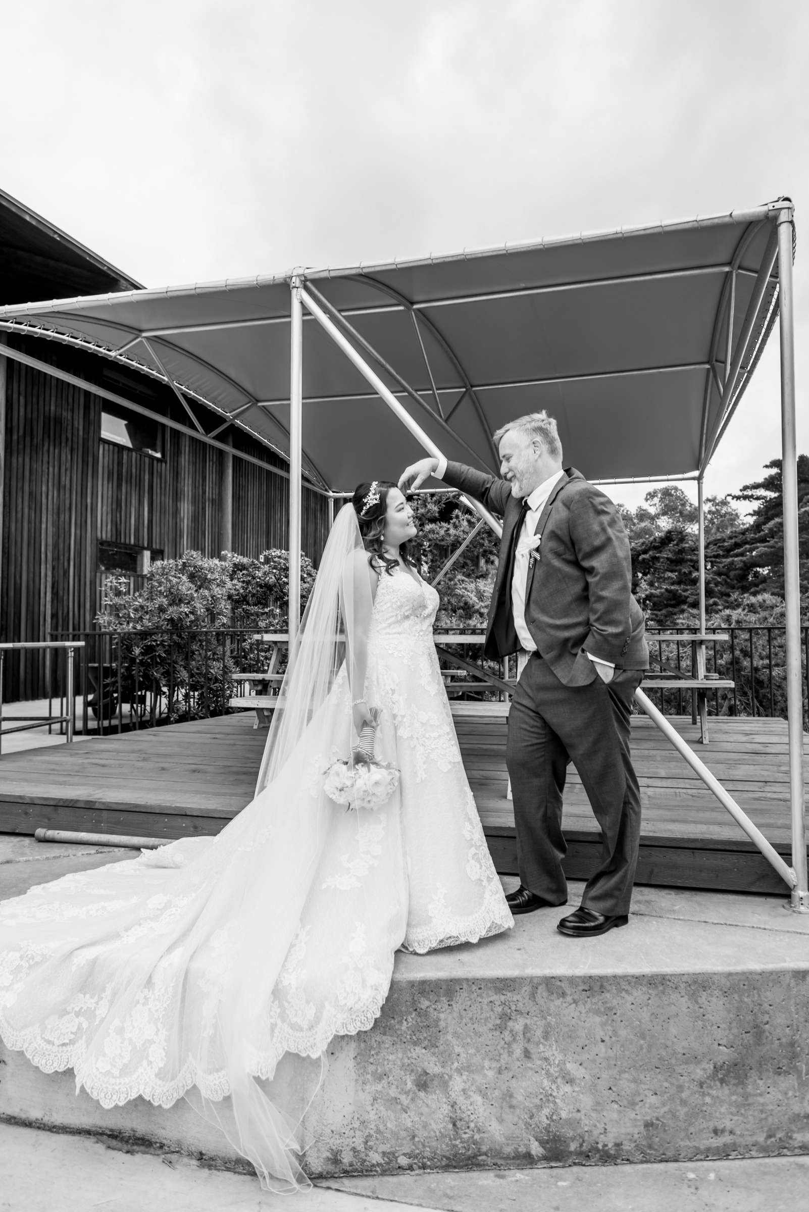 Martin Johnson House Wedding coordinated by Elements of Style, Nickie and Allan Wedding Photo #24 by True Photography