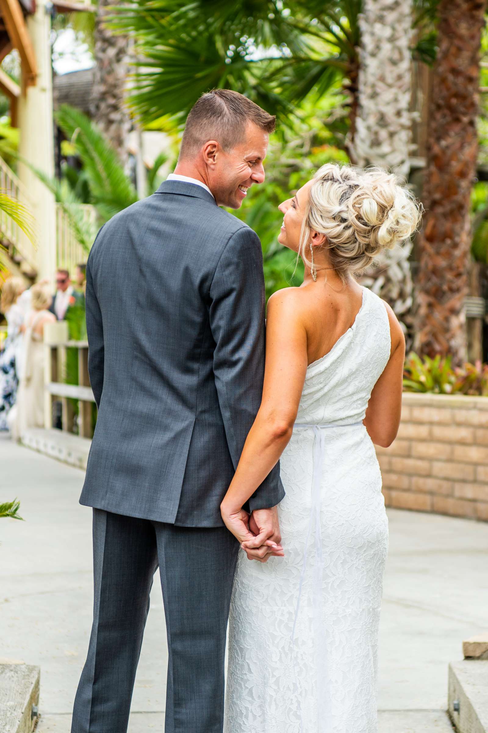 Paradise Point Wedding coordinated by Adele Meehan, Leslie and Alex Wedding Photo #473068 by True Photography