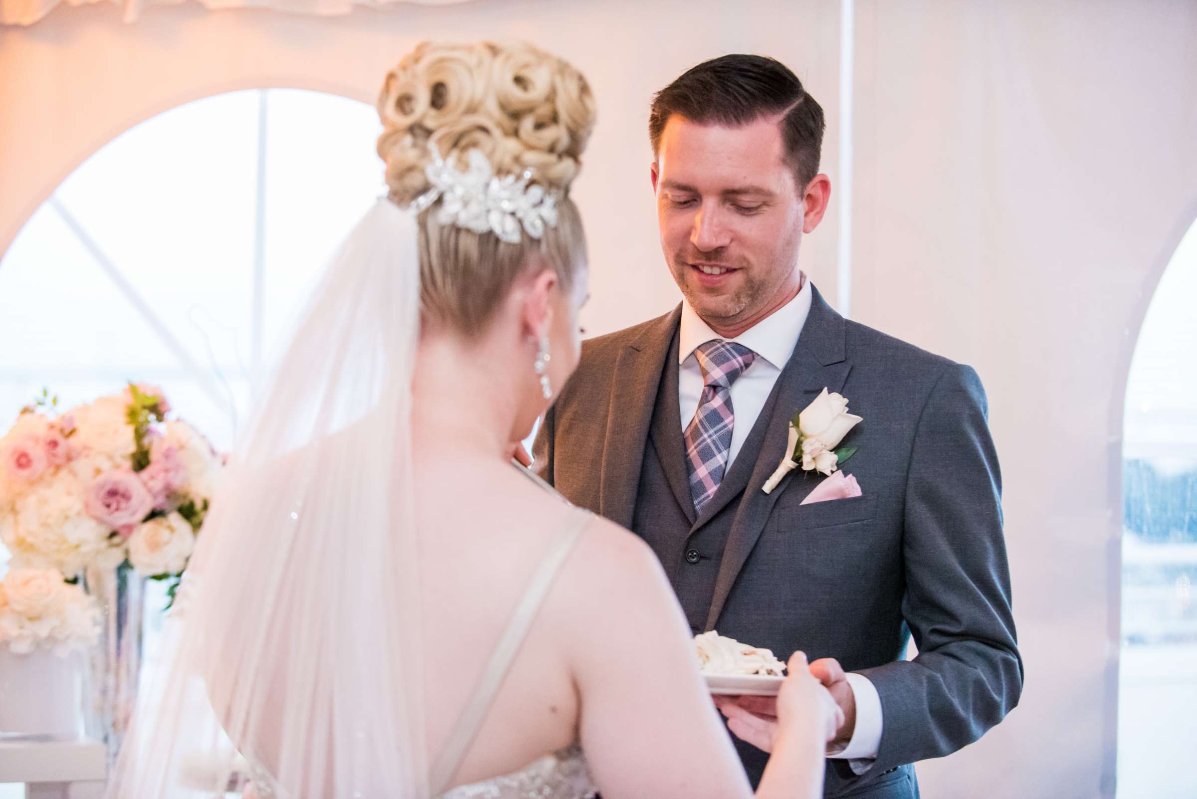 Marriott Marquis San Diego Marina Wedding coordinated by Lavish Weddings, Emily and Phillip Wedding Photo #488501 by True Photography