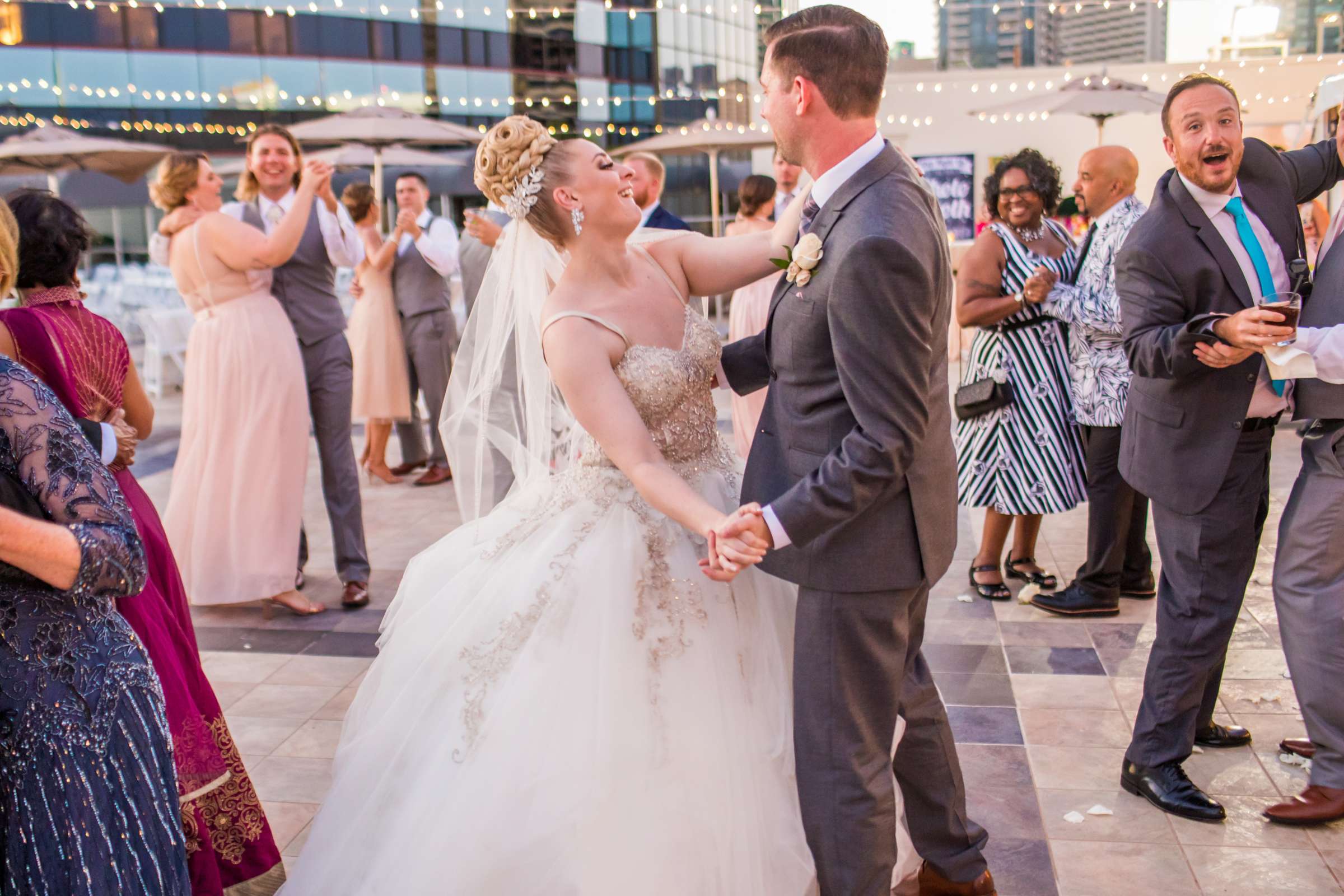 Marriott Marquis San Diego Marina Wedding coordinated by Lavish Weddings, Emily and Phillip Wedding Photo #488520 by True Photography