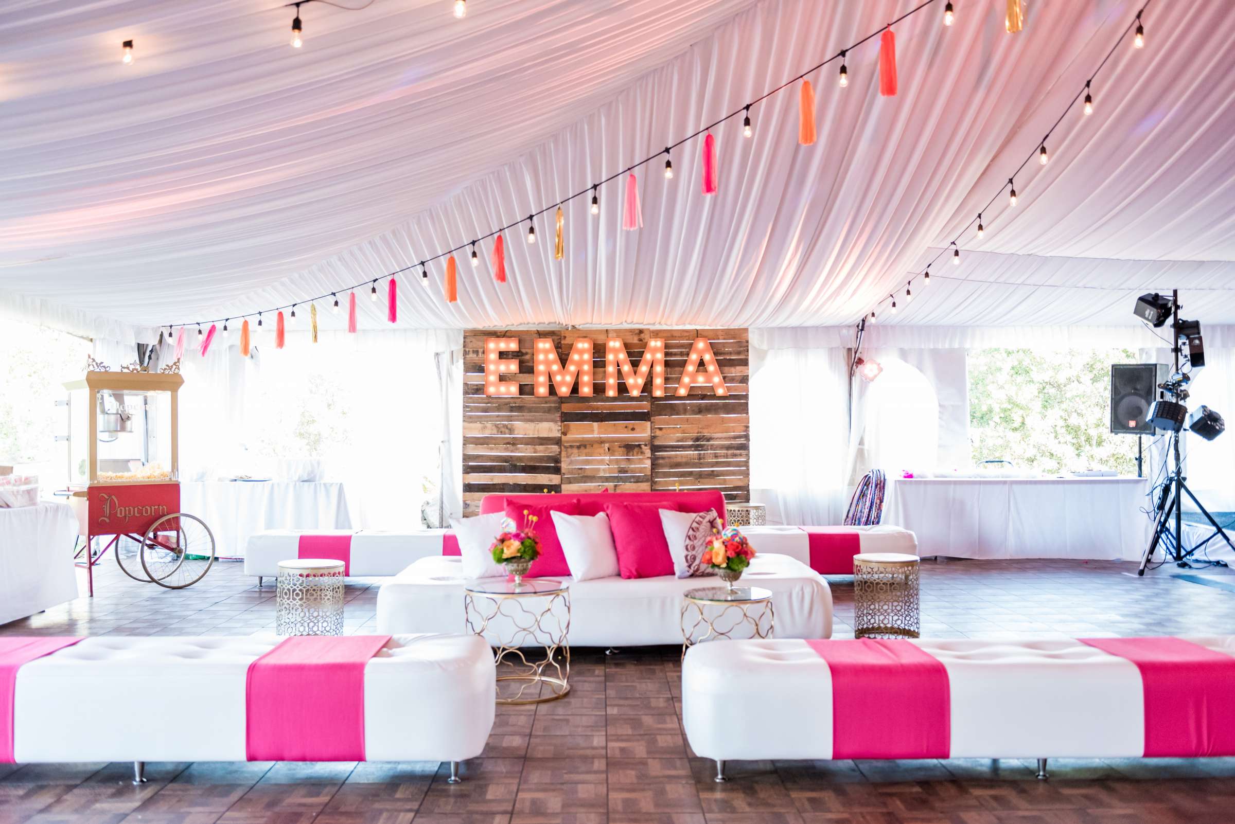 Stylized coordinated by Modern Mitzvahs, Emma Bat-Mitzvah Stylized Photo #145 by True Photography