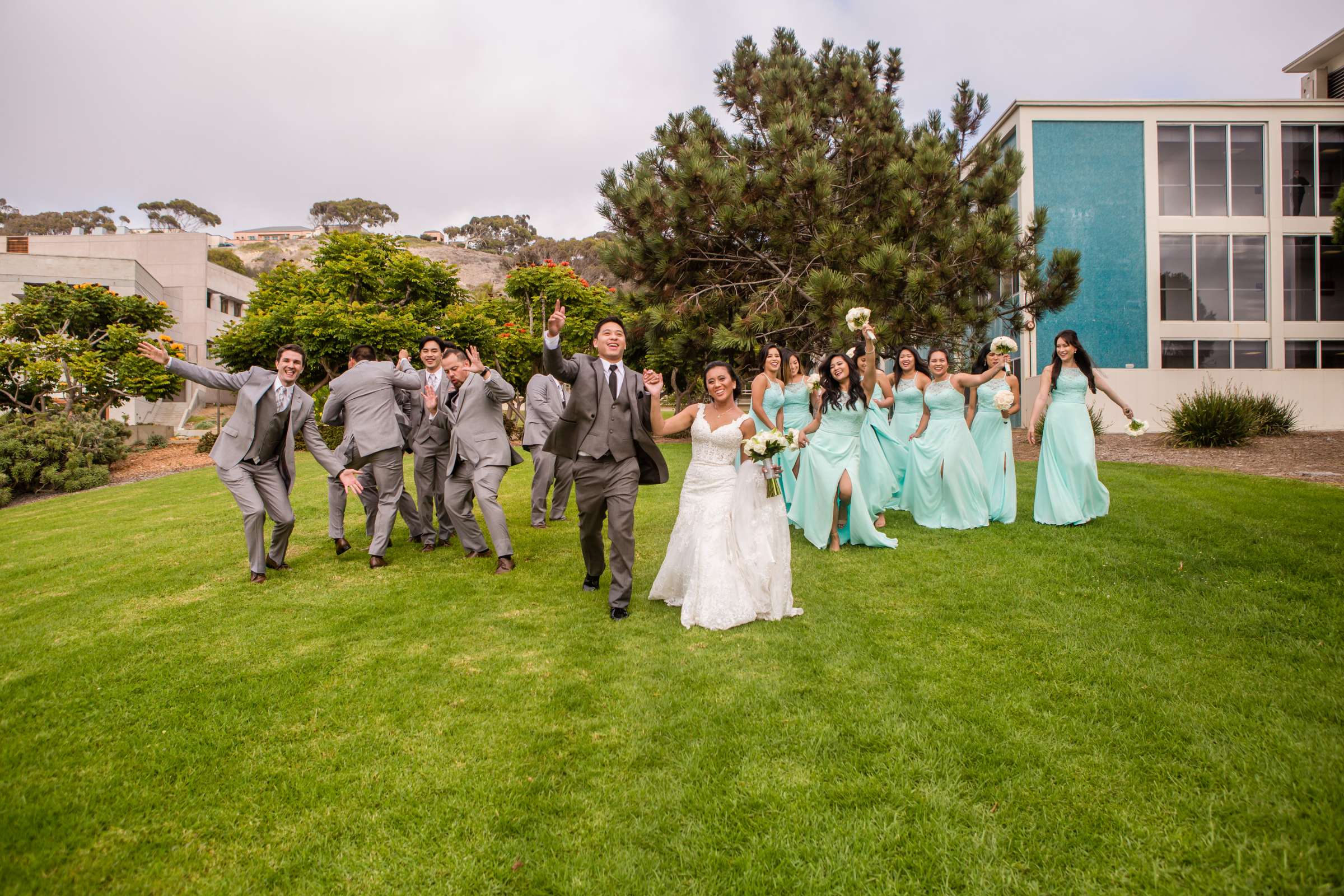 Scripps Seaside Forum Wedding coordinated by Sweet Blossom Weddings, Katrina and Mitchell Wedding Photo #10 by True Photography