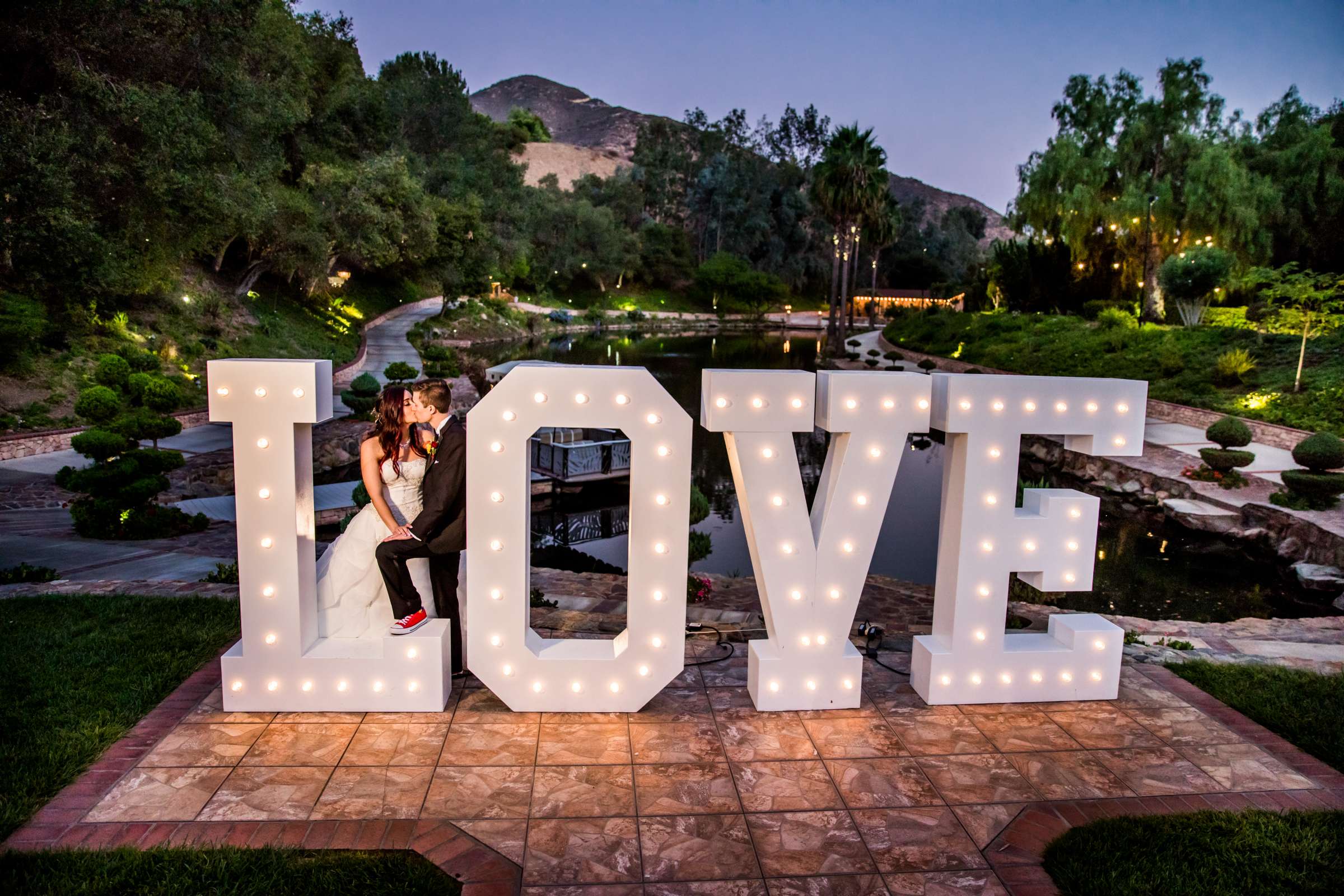 Photographers Favorite at Los Willows Wedding, Amber and Eric Wedding Photo #25 by True Photography