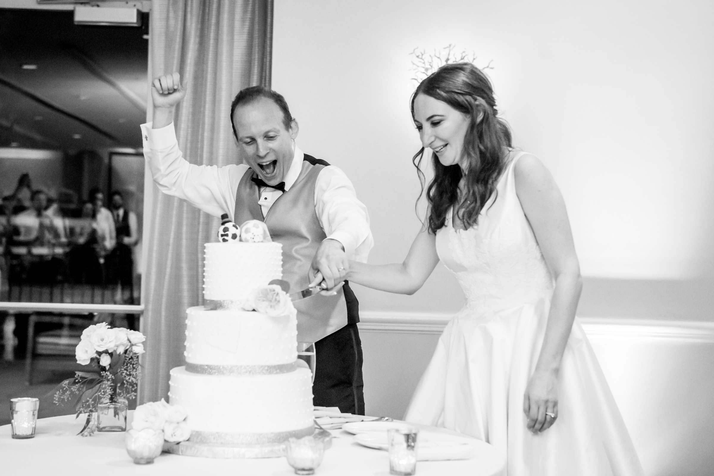 Loews Coronado Bay Resort Wedding coordinated by Sweet Blossom Weddings, Jacqueline and Alex Wedding Photo #508121 by True Photography