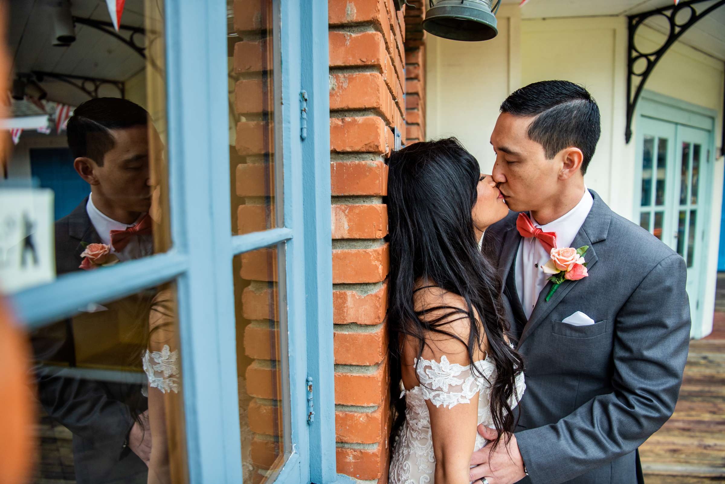 Manchester Grand Hyatt San Diego Wedding coordinated by Bella Mia Exclusive Events, Paula and Jimmy Wedding Photo #5 by True Photography