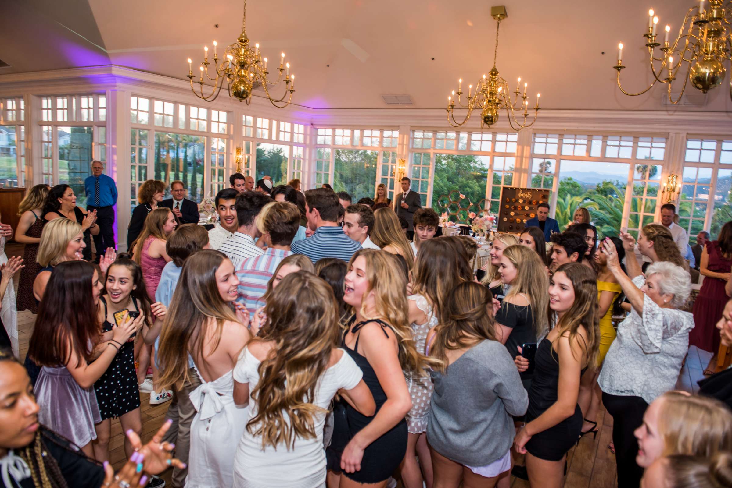 Mitzvah coordinated by Modern Mitzvahs, Lauren Bat-Mitzvah Photo #99 by True Photography