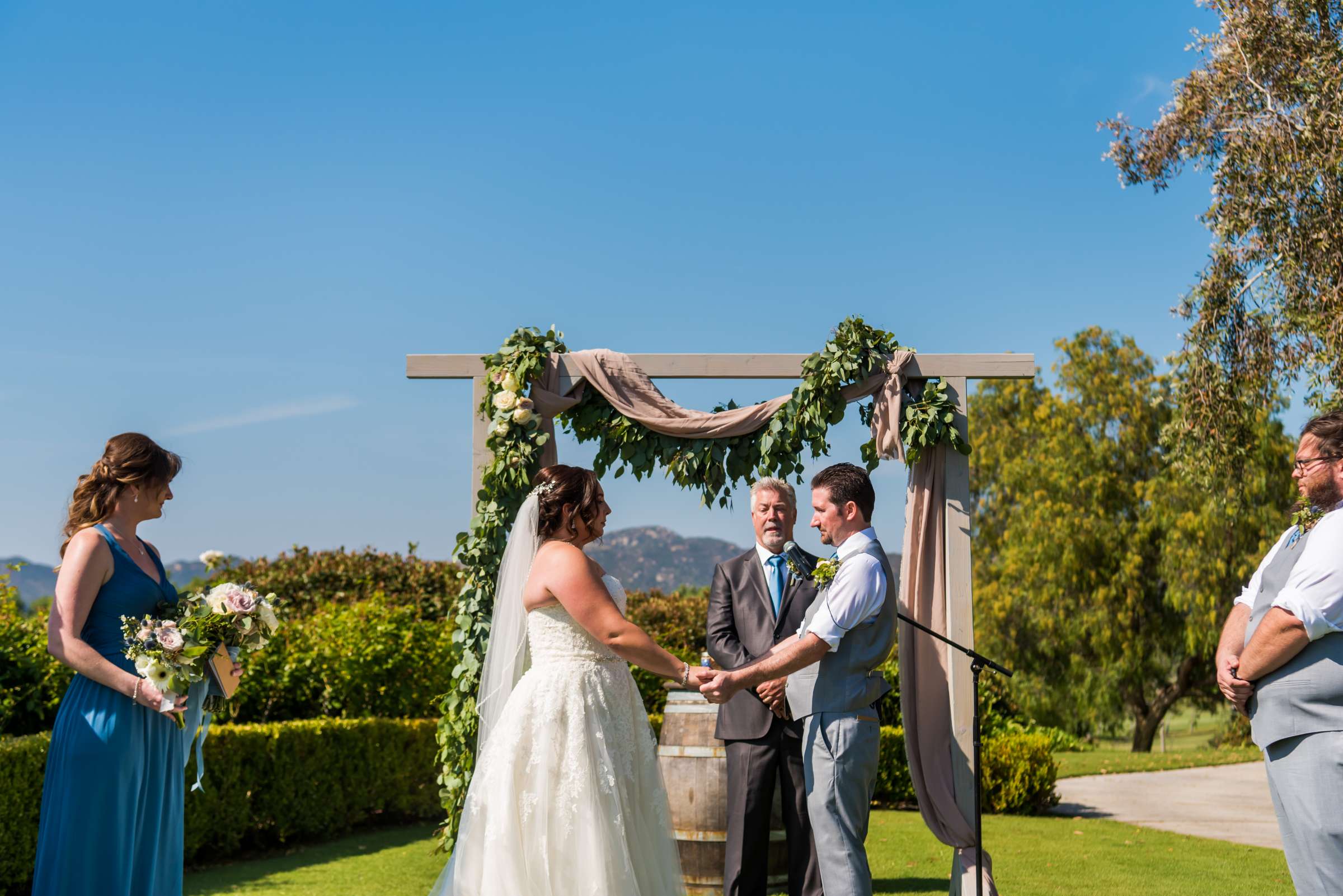 Twin Oaks Golf Course Wedding coordinated by Twin Oaks Golf Course, Lairel and Matt Wedding Photo #54 by True Photography