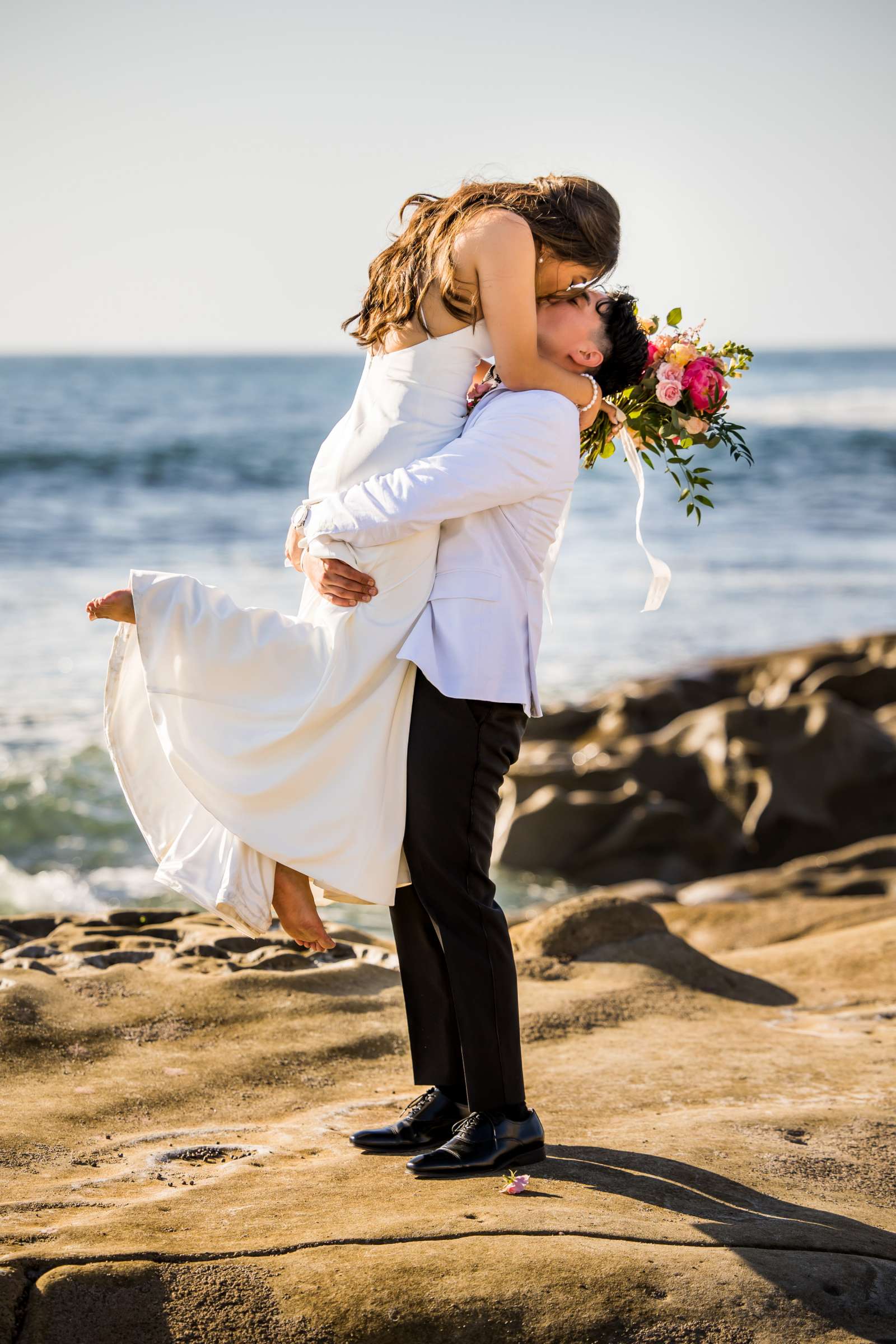 La Jolla Woman's Club Wedding, Sara and Bryan Wedding Photo #8 by True Photography