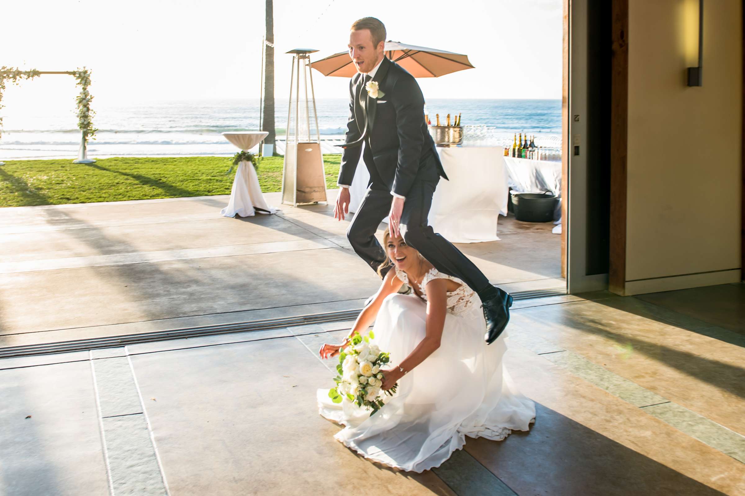 Scripps Seaside Forum Wedding coordinated by First Comes Love Weddings & Events, Kiley and Robert Wedding Photo #580377 by True Photography