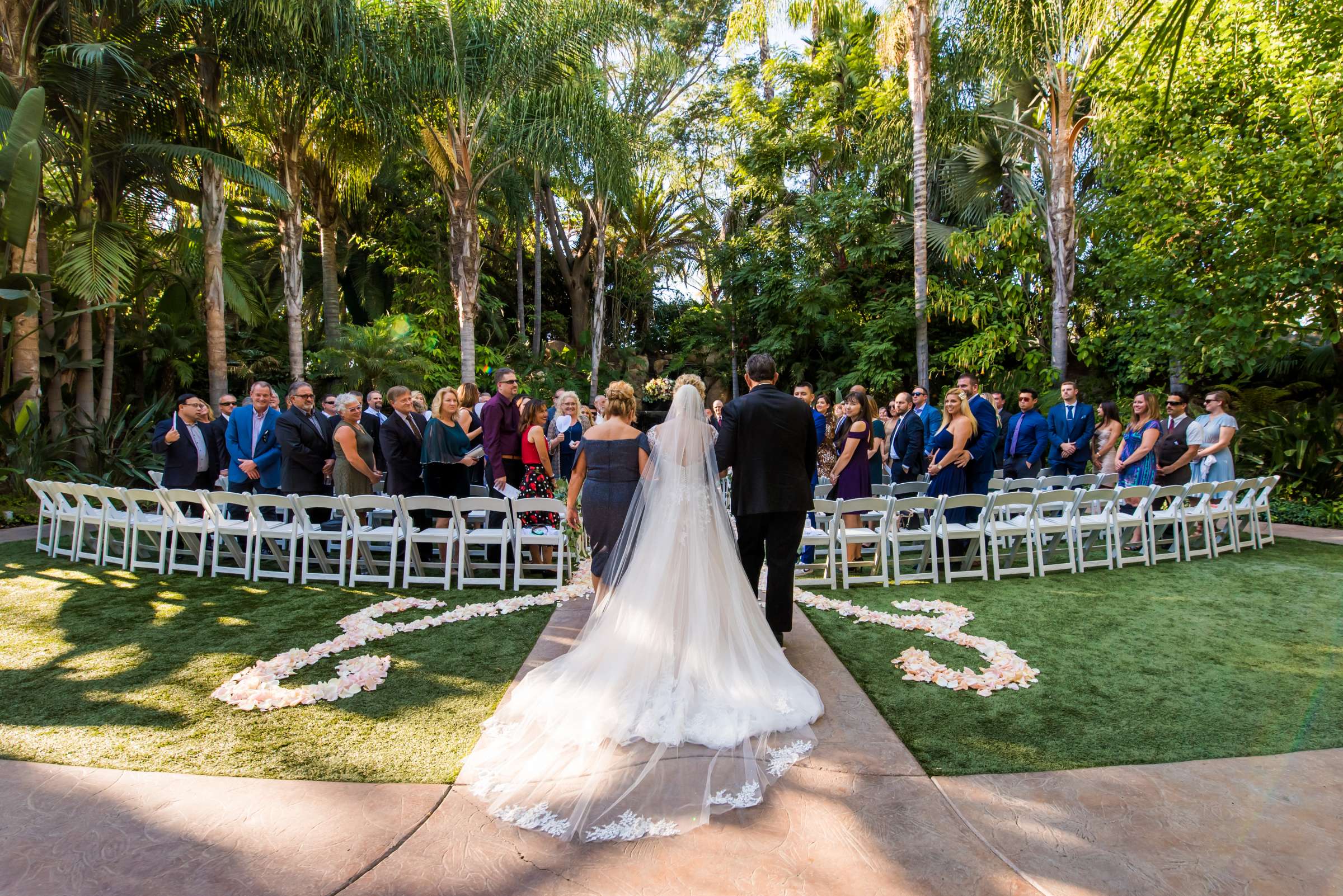 Grand Tradition Estate Wedding coordinated by Grand Tradition Estate, Marci and Geoffrey Wedding Photo #46 by True Photography