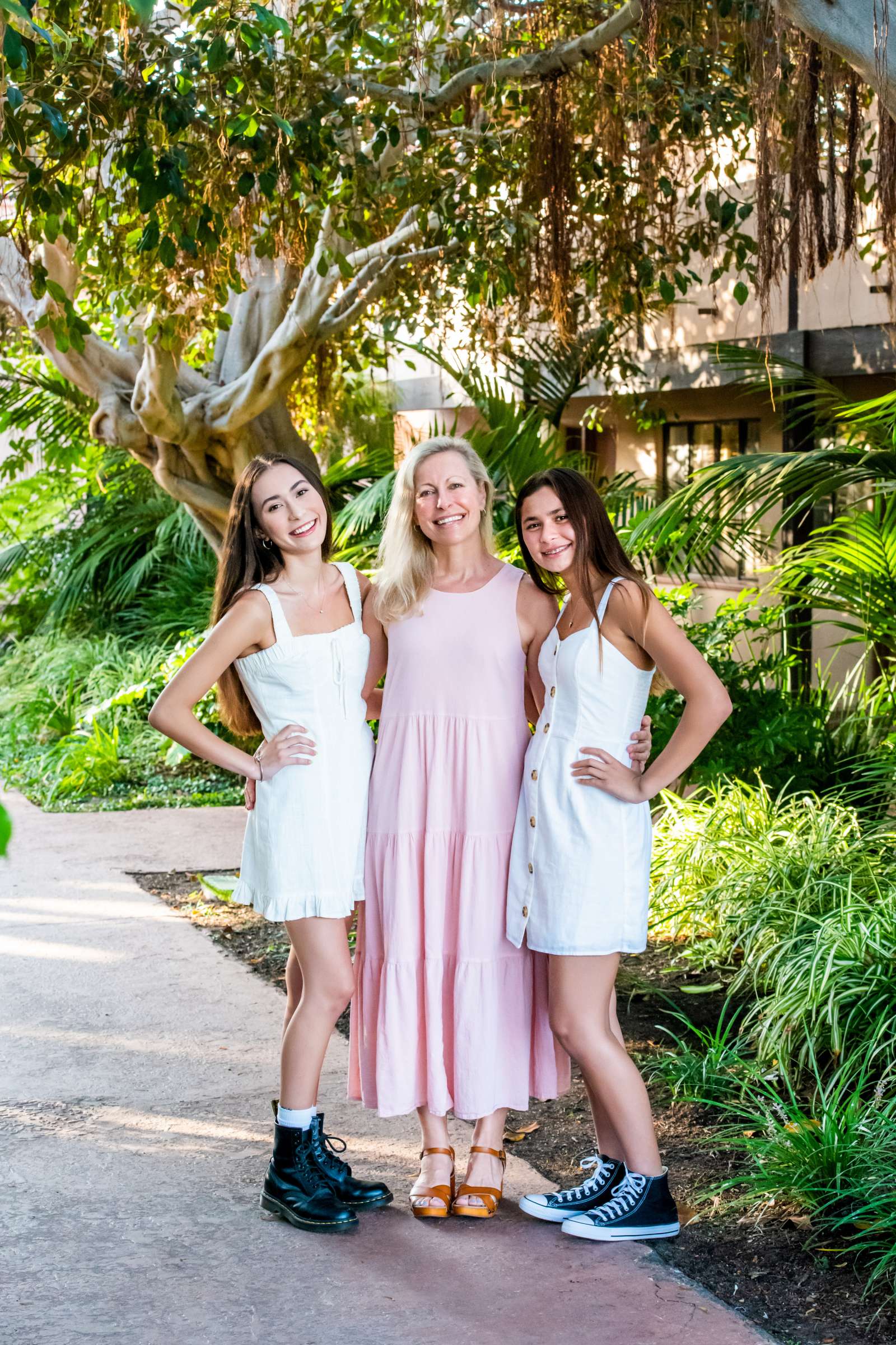 La Jolla Beach and Tennis club Family Portraits, Phyllis C Family Photo #15 by True Photography