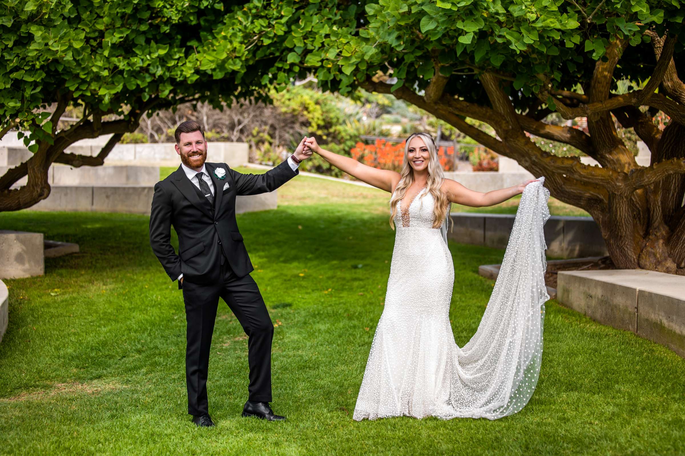 Scripps Seaside Forum Wedding coordinated by Arenlace, Shelby and Brandon Wedding Photo #701045 by True Photography