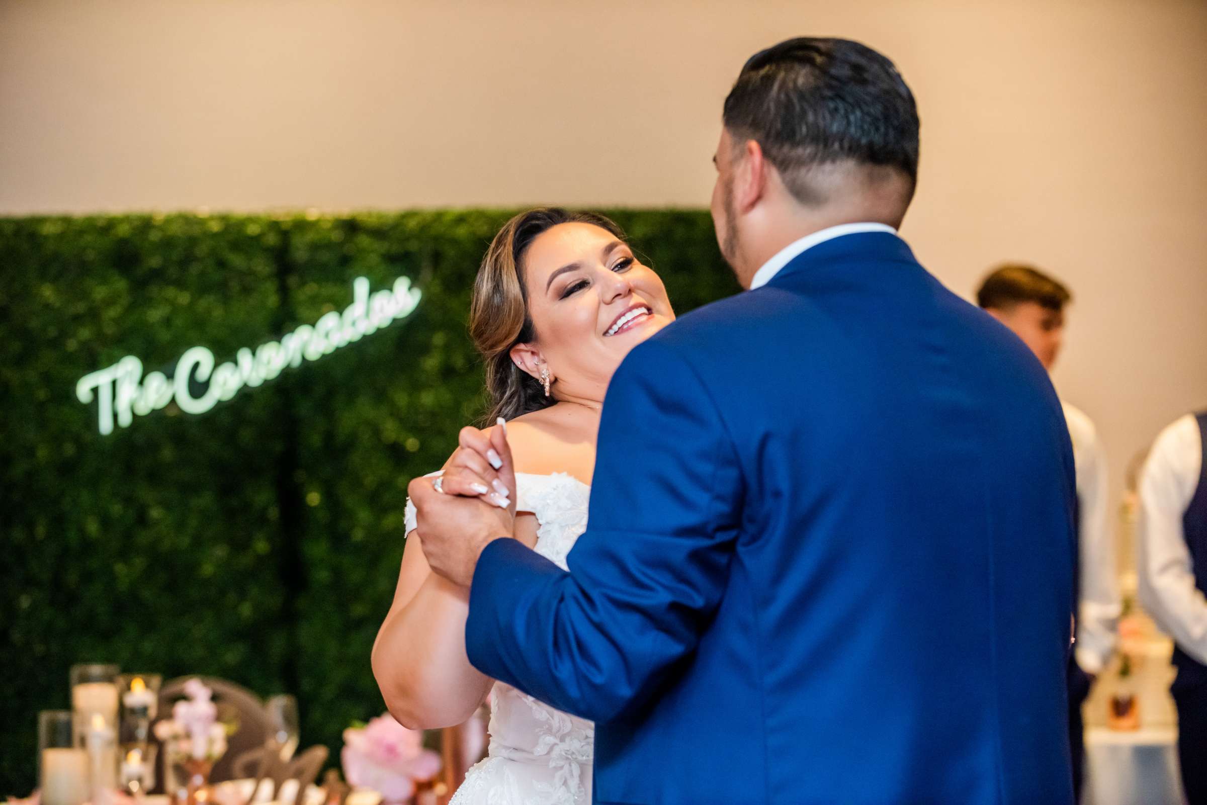 San Diego Mission Bay Resort Wedding coordinated by Elements of Style, Stefanie and Raymond Wedding Photo #24 by True Photography