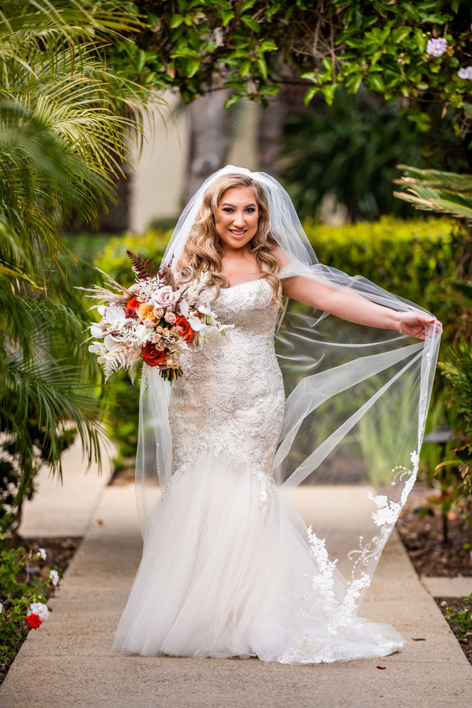 Estancia Wedding coordinated by Holly Kalkin Weddings, Jackie and Victor Wedding Photo #17 by True Photography